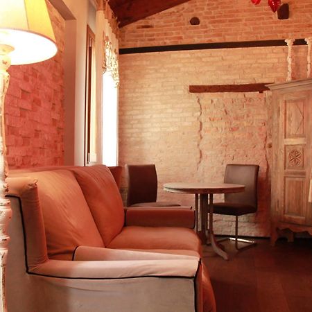 Rosso Charm B&B Βενετία Εξωτερικό φωτογραφία