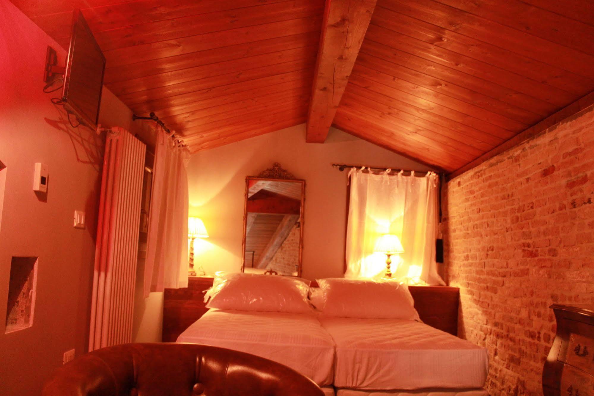 Rosso Charm B&B Βενετία Εξωτερικό φωτογραφία