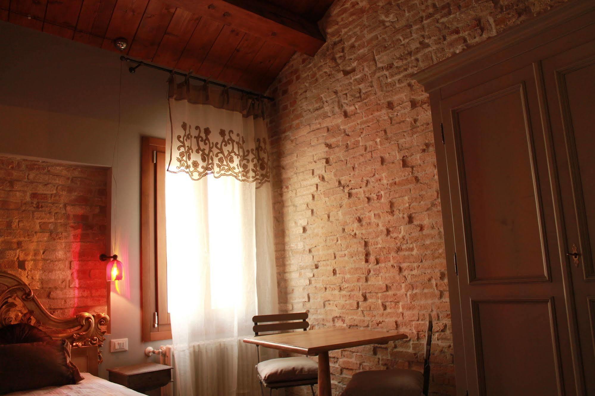 Rosso Charm B&B Βενετία Εξωτερικό φωτογραφία