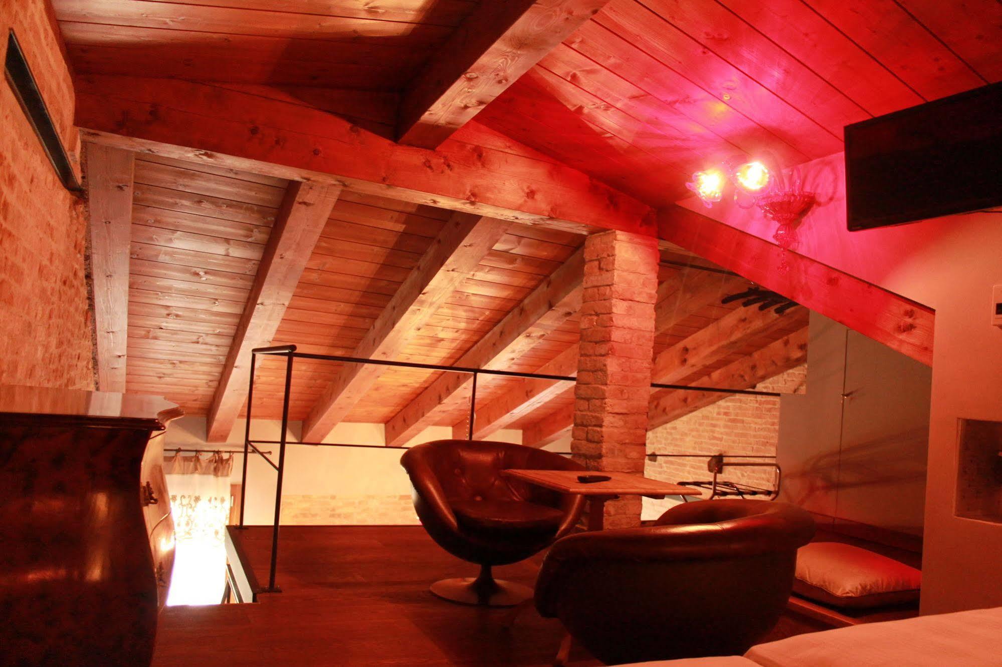 Rosso Charm B&B Βενετία Εξωτερικό φωτογραφία